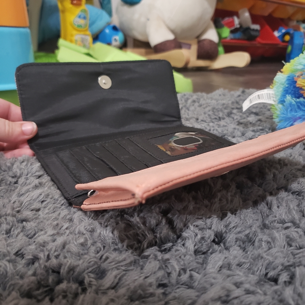 Wallet - Picture 2 of 3